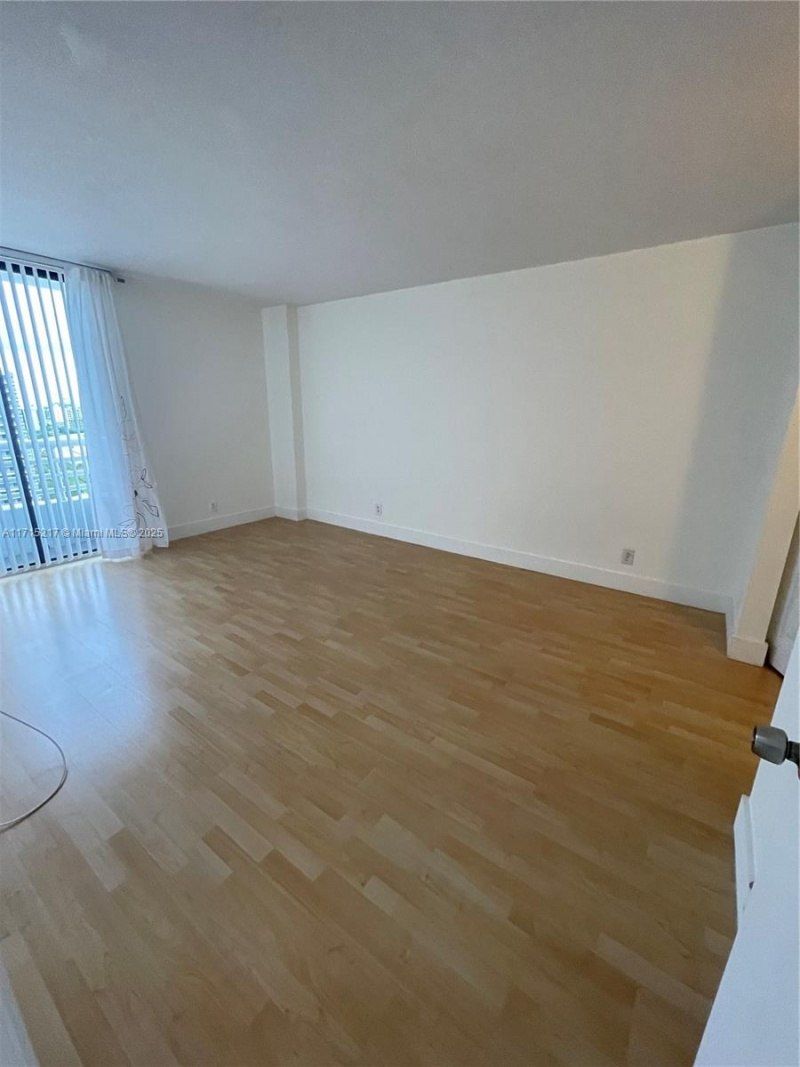 3300 NE 192nd St, Unit 1804, Aventura, FL 33180 Photo