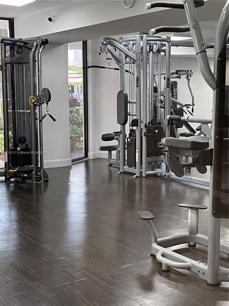 3300 NE 192nd St, Unit 1804, Aventura, FL 33180 Photo