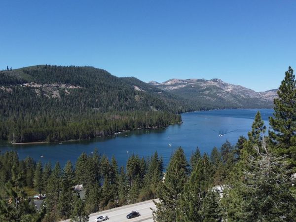 12811 Sierra Drive, Truckee, CA 96162