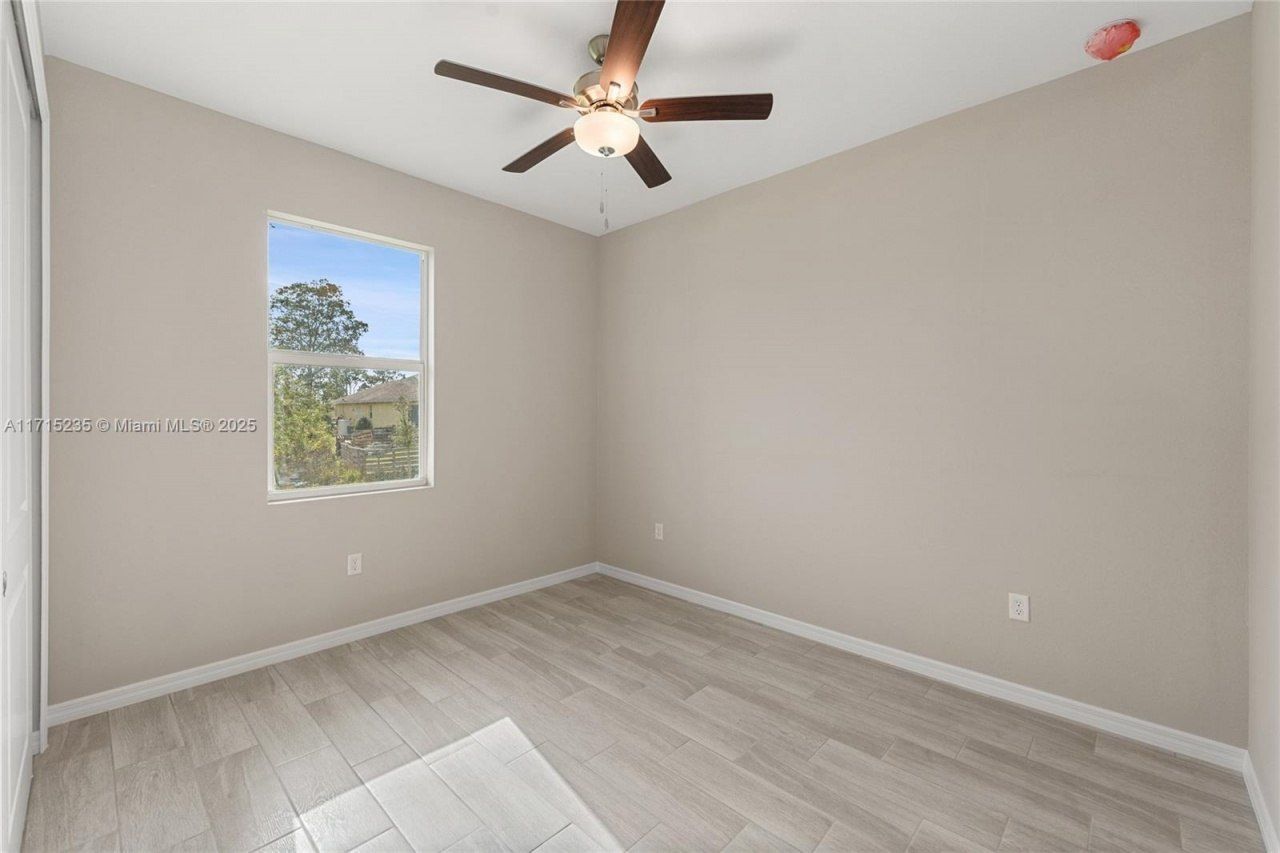957 Commodore St, Lehigh Acres, FL 33974 Photo
