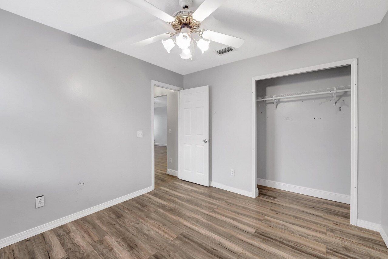 654 SW Pueblo Terrace, Port Saint Lucie, FL 34953 Photo