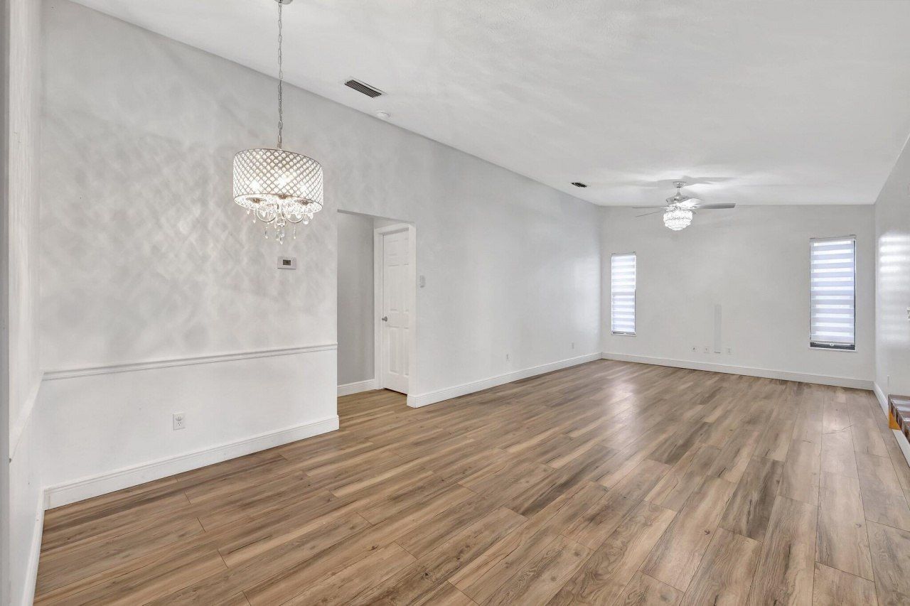 654 SW Pueblo Terrace, Port Saint Lucie, FL 34953 Photo