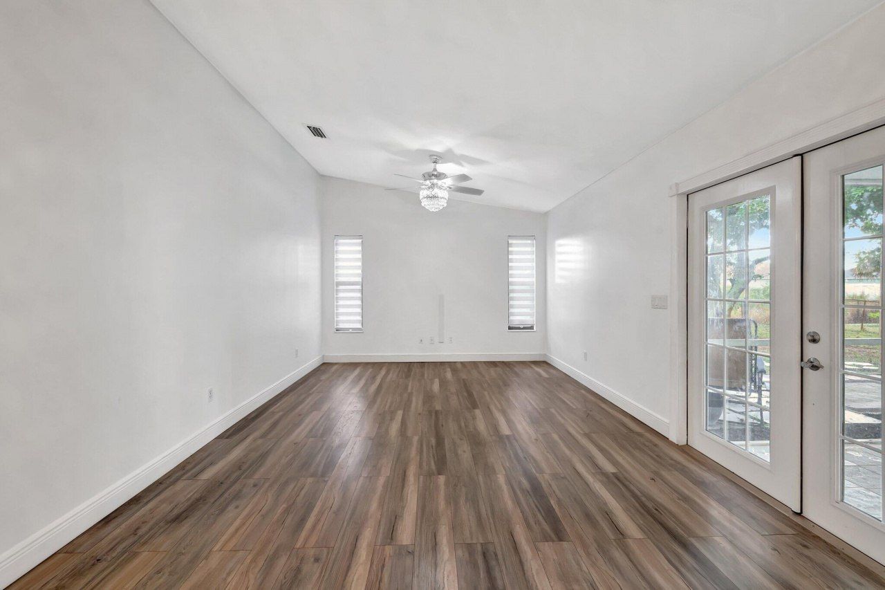 654 SW Pueblo Terrace, Port Saint Lucie, FL 34953 Photo