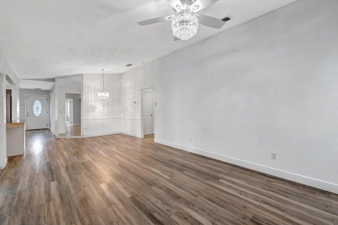 654 SW Pueblo Terrace, Port Saint Lucie, FL 34953 Photo