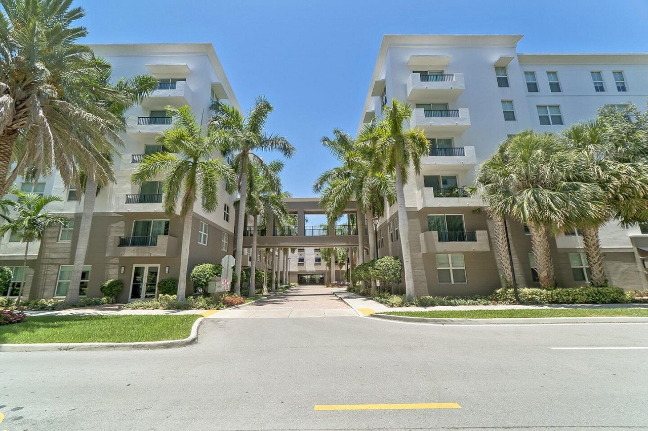 2401 NE 65th Street, Unit 601, Fort Lauderdale, FL 33308 Photo