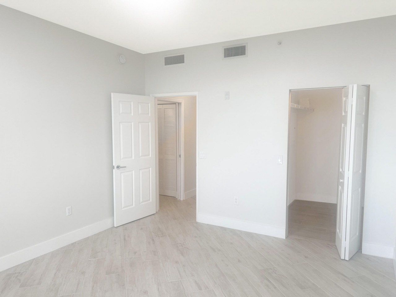 2401 NE 65th Street, Unit 601, Fort Lauderdale, FL 33308 Photo