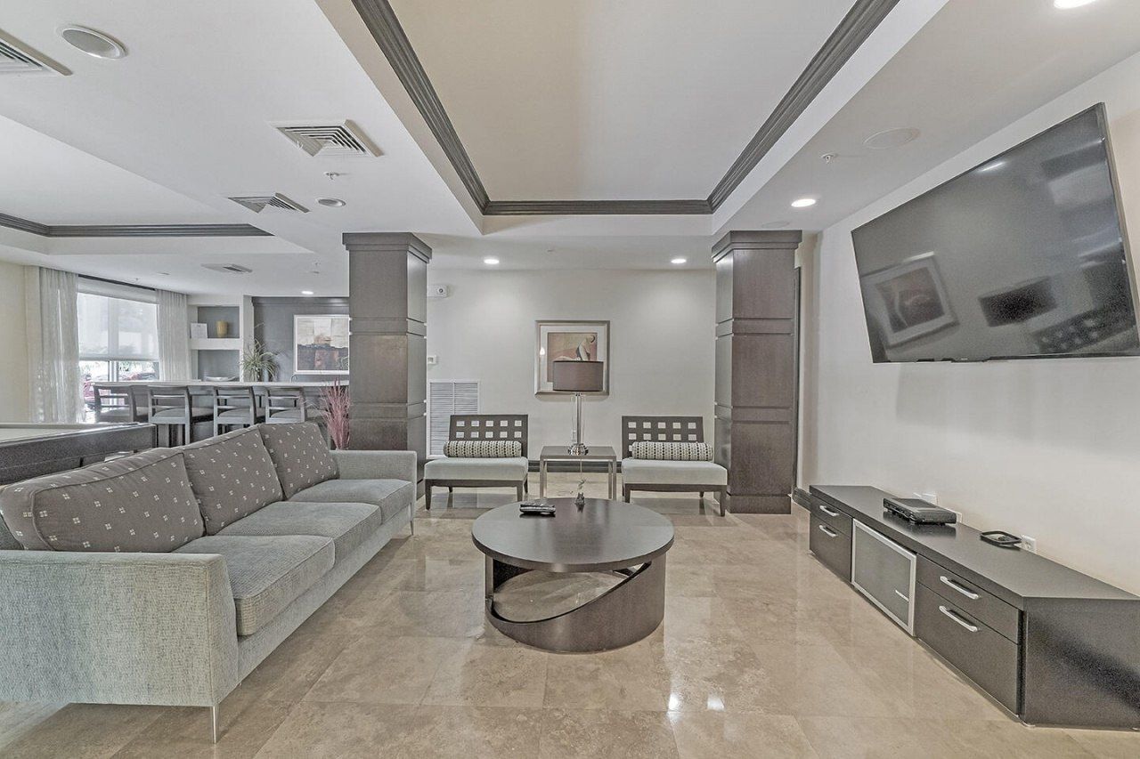 2401 NE 65th Street, Unit 601, Fort Lauderdale, FL 33308 Photo