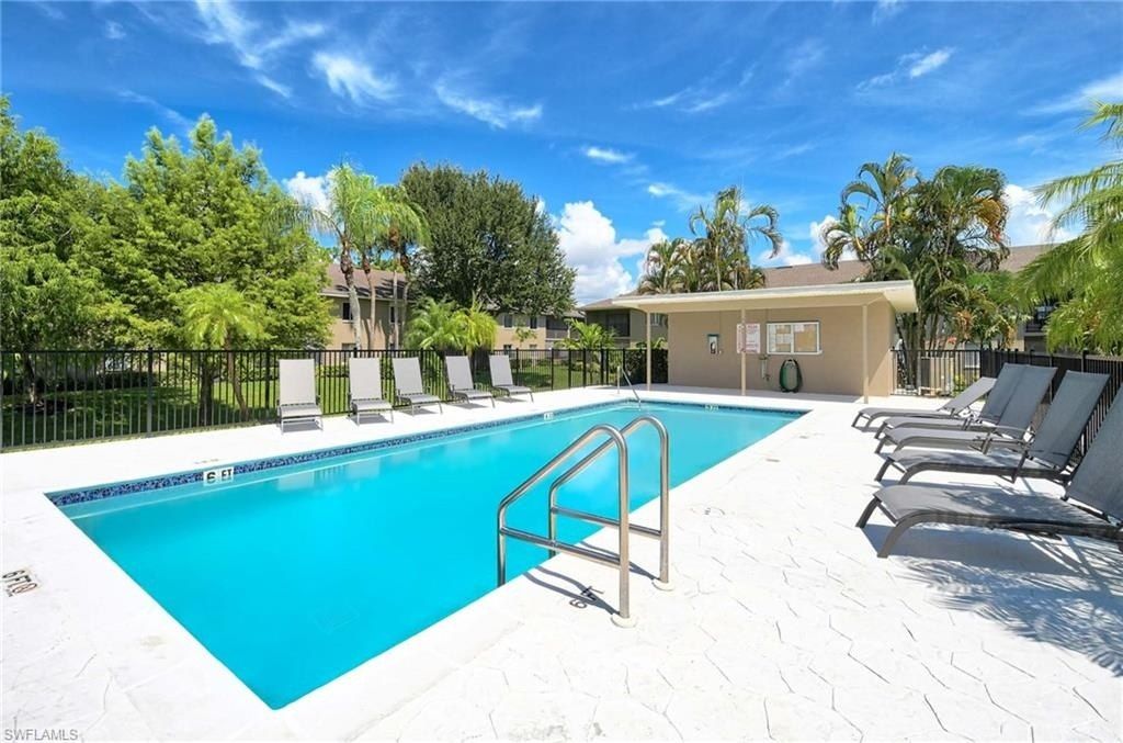 5695 Rattlesnake Hammock Rd, Unit B104, Naples, FL 34113 Photo