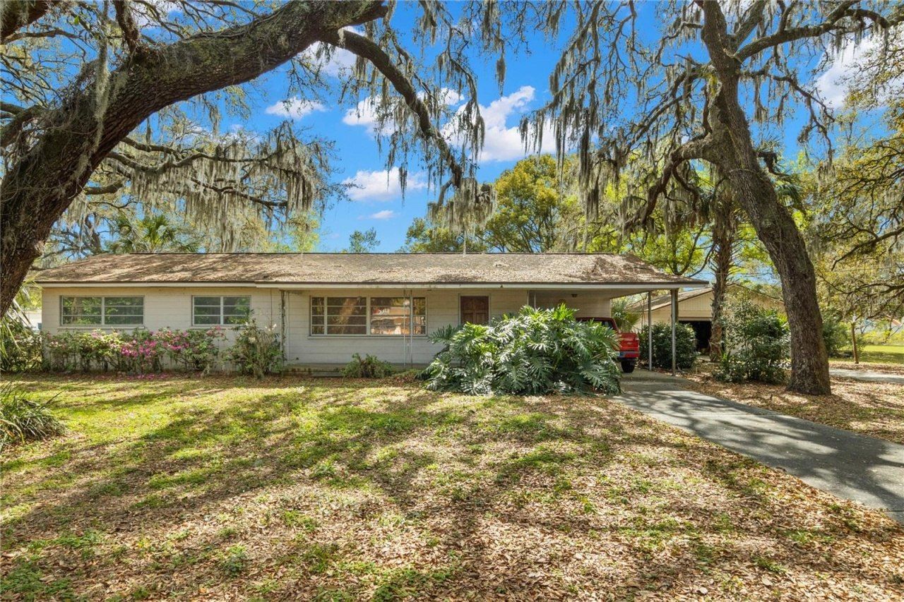 8617 Temple Terrace Highway, Tampa, FL 33637 Photo