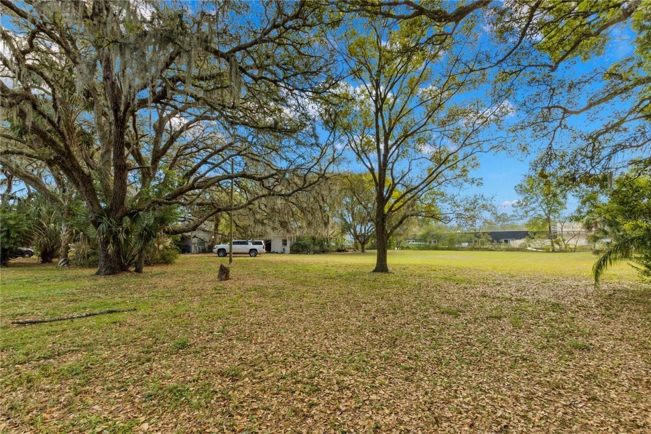 8617 Temple Terrace Highway, Tampa, FL 33637 Photo