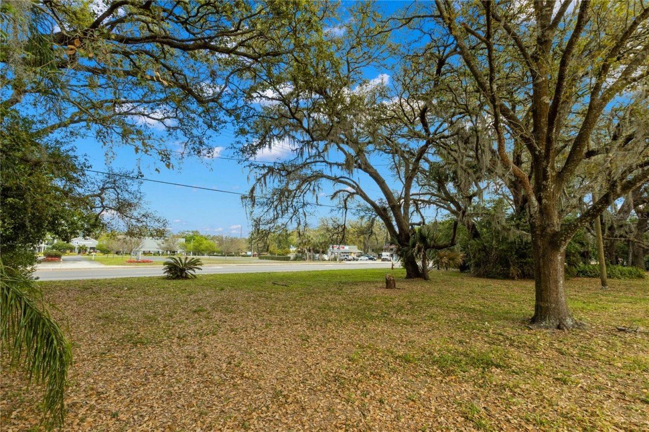 8617 Temple Terrace Highway, Tampa, FL 33637 Photo