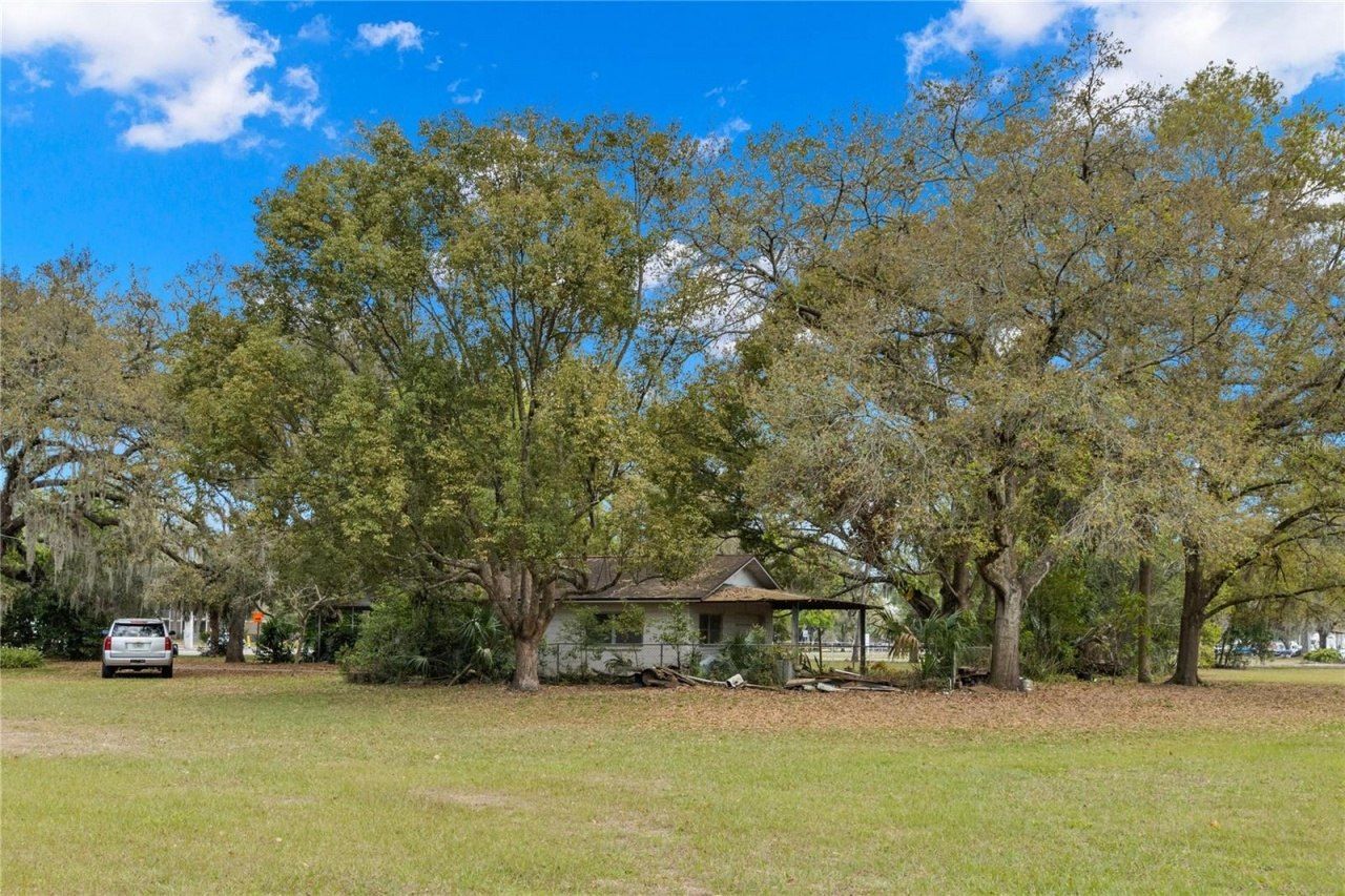 8617 Temple Terrace Highway, Tampa, FL 33637 Photo