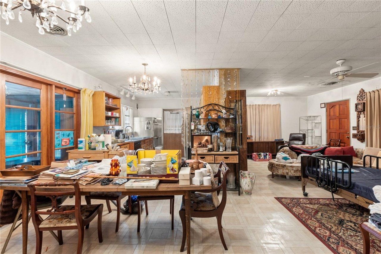 8617 Temple Terrace Highway, Tampa, FL 33637 Photo