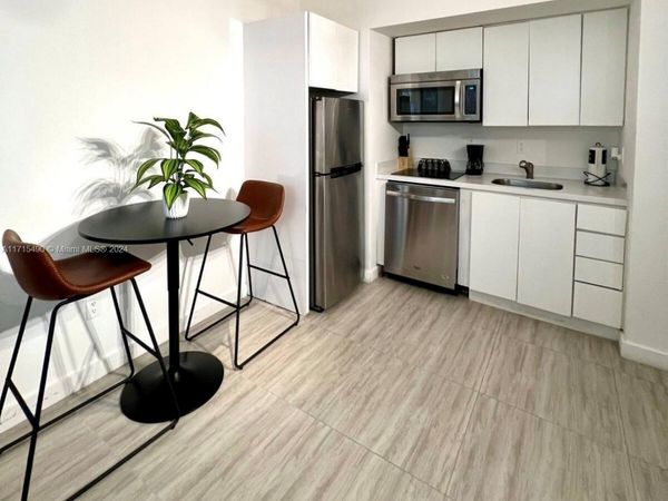 1611 Meridian Ave, Unit 102, Miami Beach, FL 33139