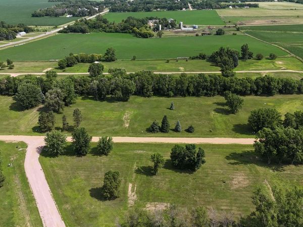 47546 Jademan Ct, Renner, SD 57055