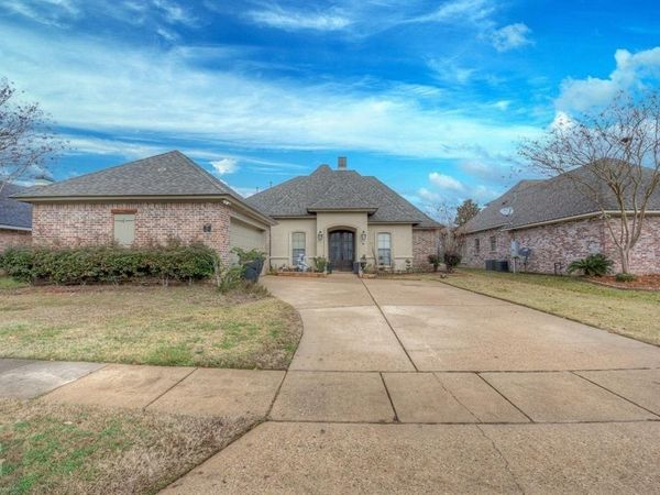 50 Turnbury Drive, Bossier City, LA 71111