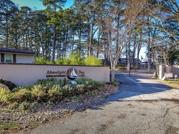 220 SUNSET BAY Road, Unit 13, Hot Springs, AR 71913