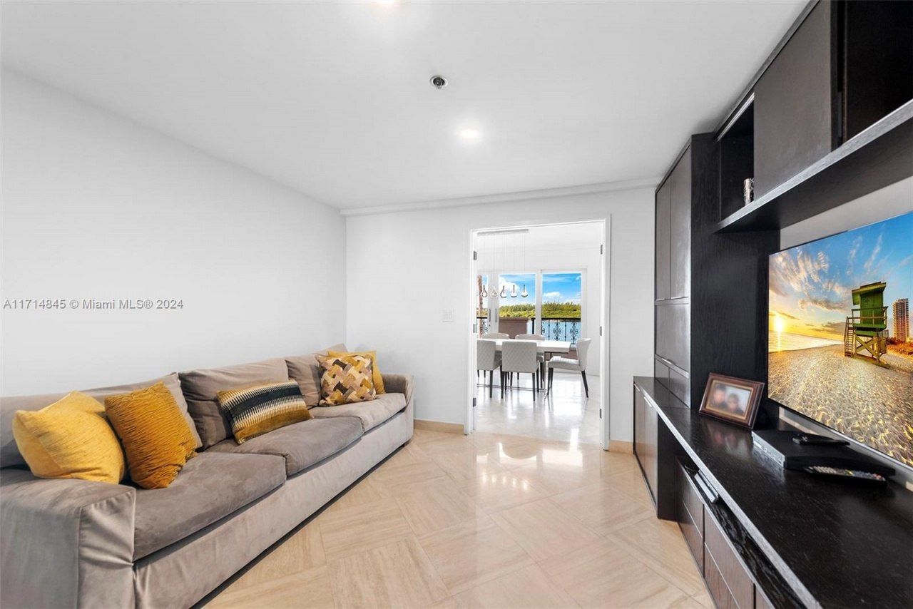 2444 Fisher Island Dr, Unit 5404, Miami Beach, FL 33109 Photo