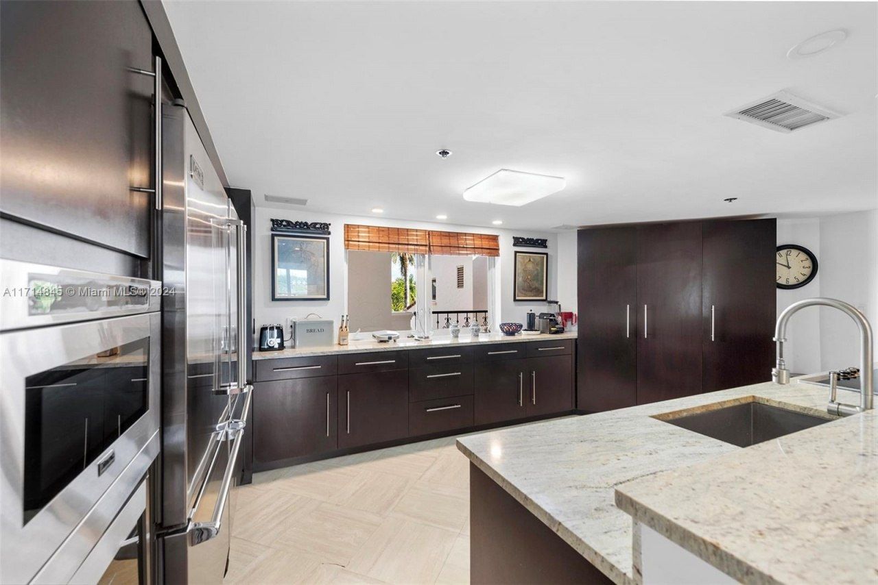 2444 Fisher Island Dr, Unit 5404, Miami Beach, FL 33109 Photo