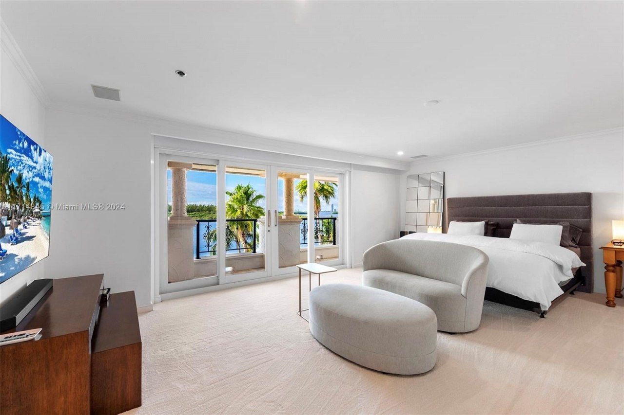 2444 Fisher Island Dr, Unit 5404, Miami Beach, FL 33109 Photo