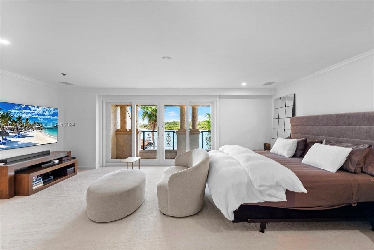 2444 Fisher Island Dr, Unit 5404, Miami Beach, FL 33109 Photo