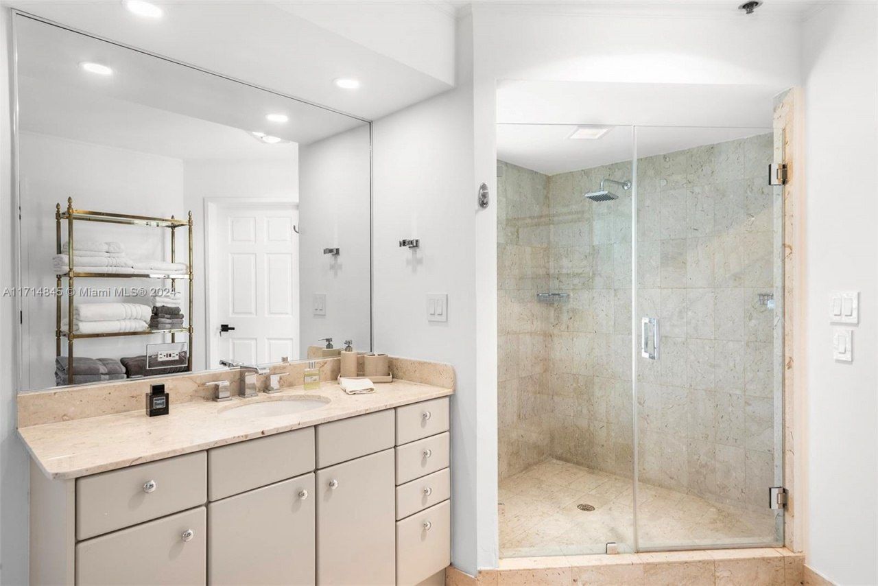 2444 Fisher Island Dr, Unit 5404, Miami Beach, FL 33109 Photo