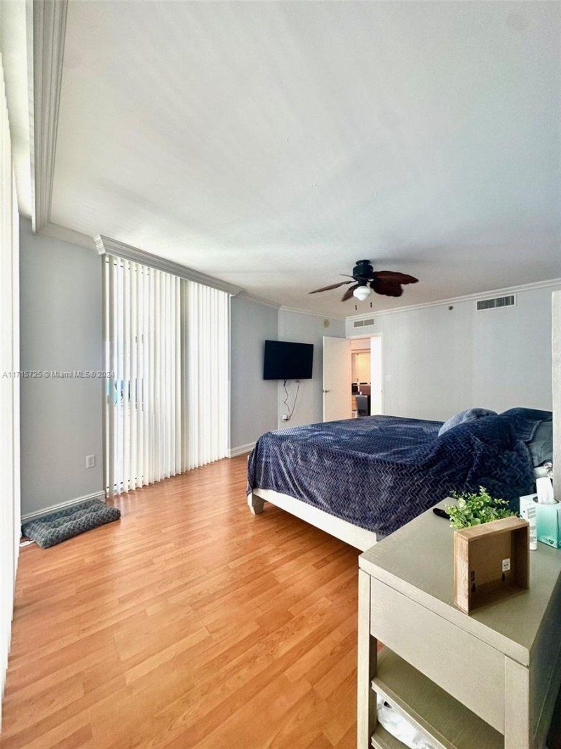 1850 S Ocean Dr, Unit 3310, Hallandale Beach, FL 33009 Photo