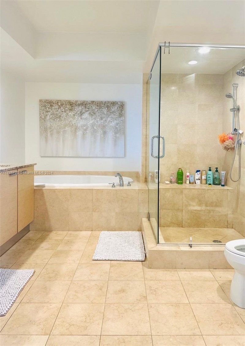 1850 S Ocean Dr, Unit 3310, Hallandale Beach, FL 33009 Photo