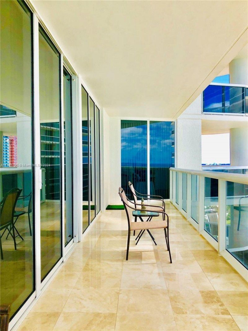 1850 S Ocean Dr, Unit 3310, Hallandale Beach, FL 33009 Photo