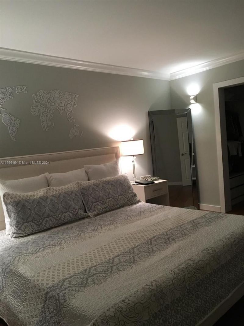 1865 79th St Cswy, Unit 4I, North Bay Village, FL 33141 Photo