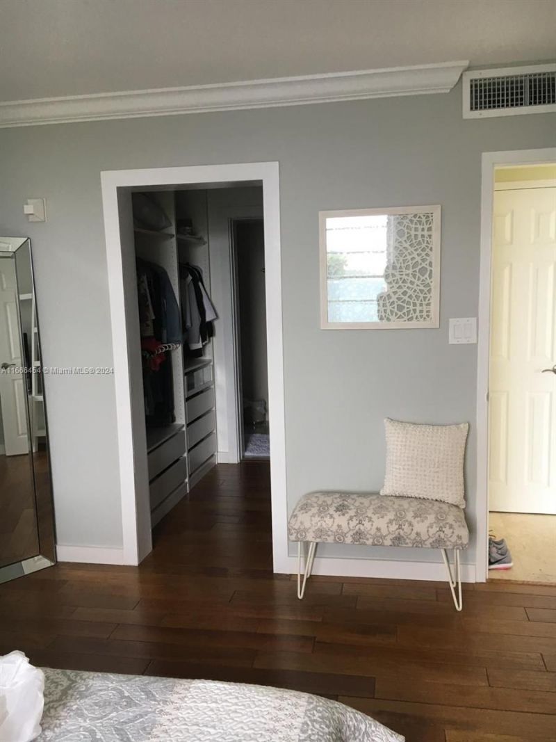 1865 79th St Cswy, Unit 4I, North Bay Village, FL 33141 Photo