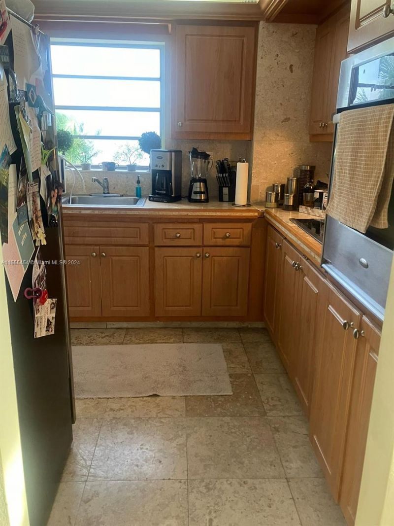 1865 79th St Cswy, Unit 4I, North Bay Village, FL 33141 Photo