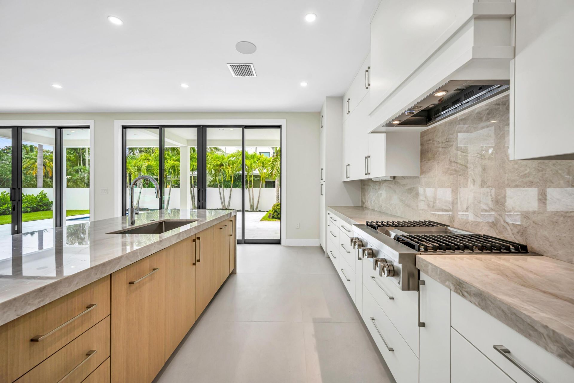 445 NE 11th Avenue, Fort Lauderdale, FL 33301 Photo
