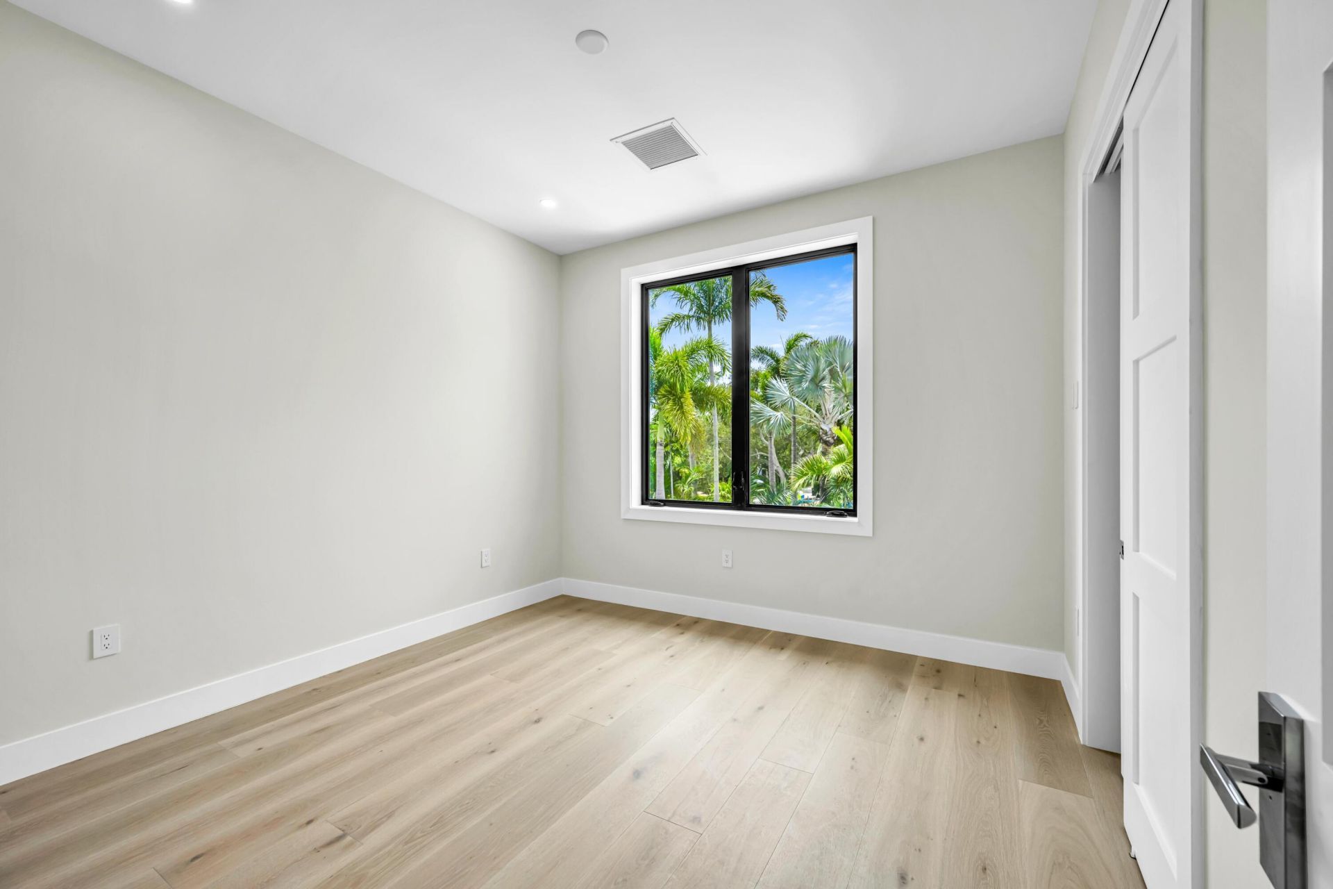445 NE 11th Avenue, Fort Lauderdale, FL 33301 Photo