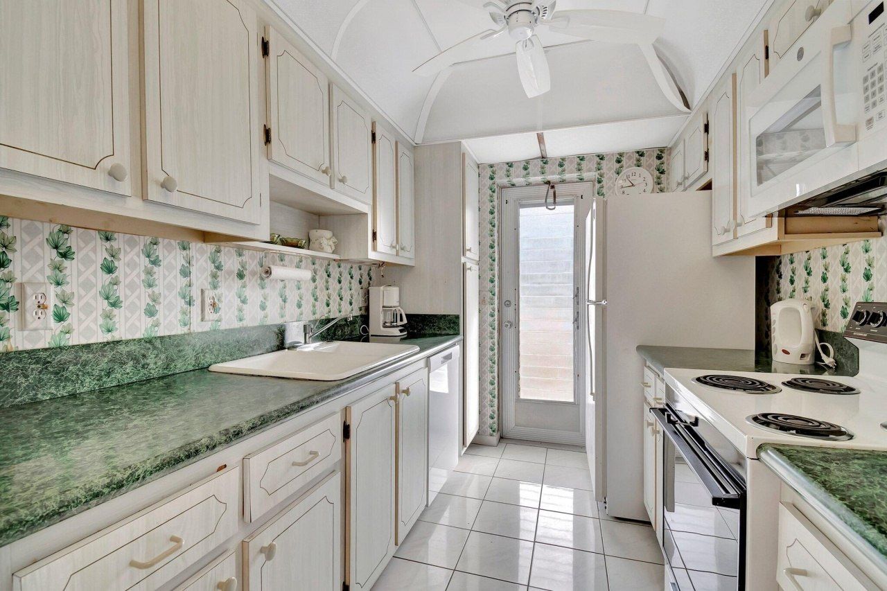 3100 S Ocean Boulevard, Unit 2140, Highland Beach, FL 33487 Photo