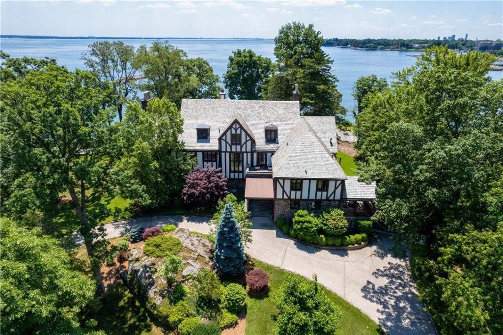 6 Shore Road, Rye, NY 10580 Main Photo