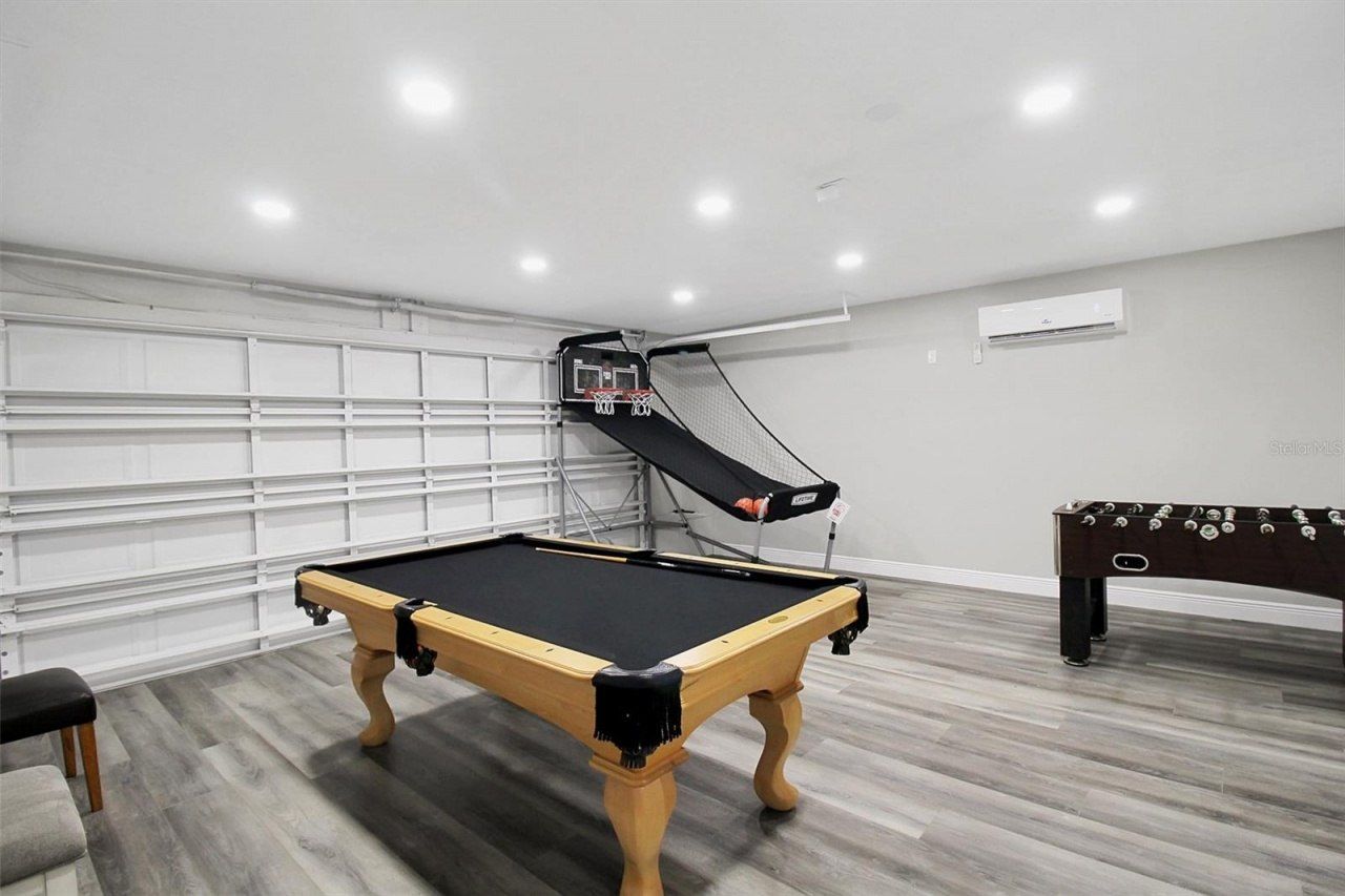 1127 De Leo Drive, Sarasota, FL 34243 Photo