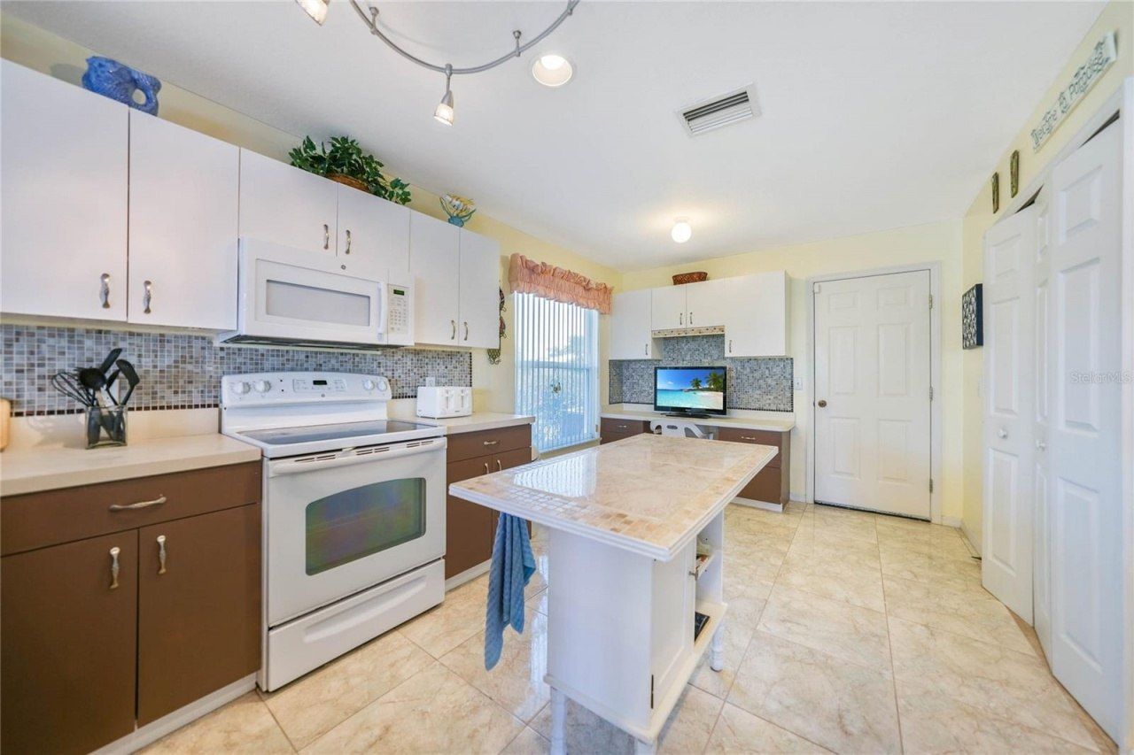 1410 Islamorada Boulevard, Punta Gorda, FL 33955 Photo
