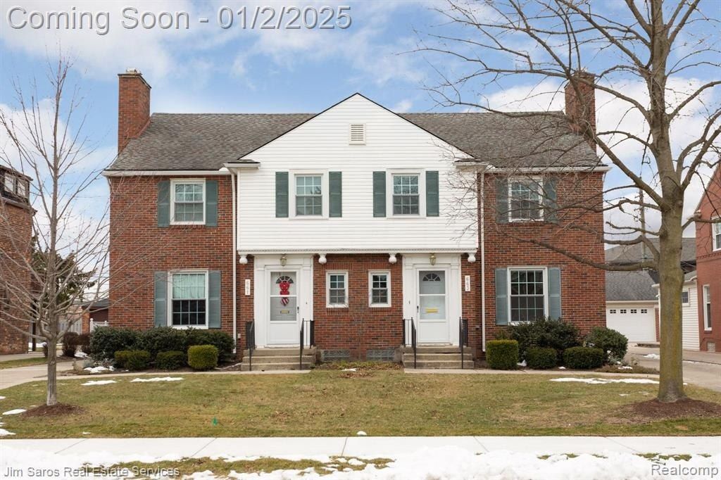 661 Neff Road, Grosse Pointe, MI 48230 Main Photo