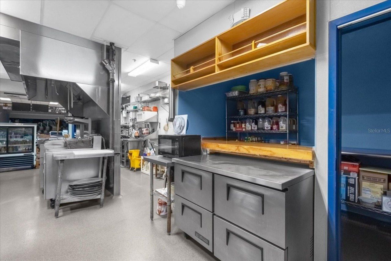 7470 Hoffner Avenue, Orlando, FL 32822 Photo