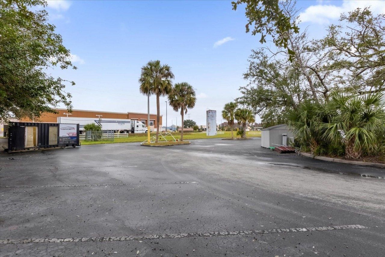 7470 Hoffner Avenue, Orlando, FL 32822 Photo