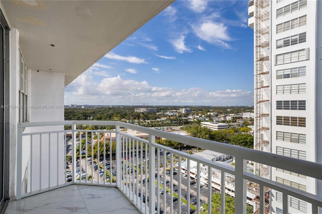 18051 Biscayne Blvd, Unit 1904-1, Aventura, FL 33160 Photo