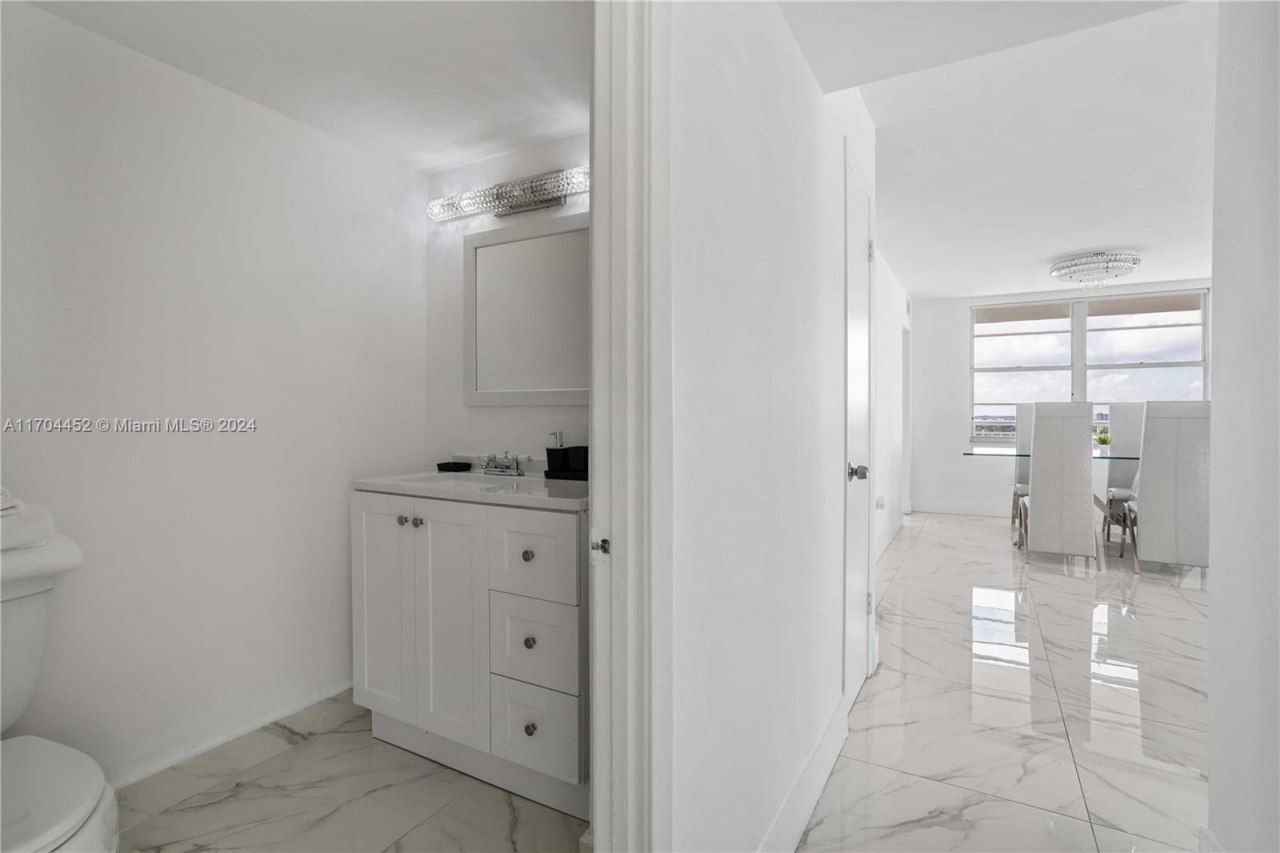 18051 Biscayne Blvd, Unit 1904-1, Aventura, FL 33160 Photo
