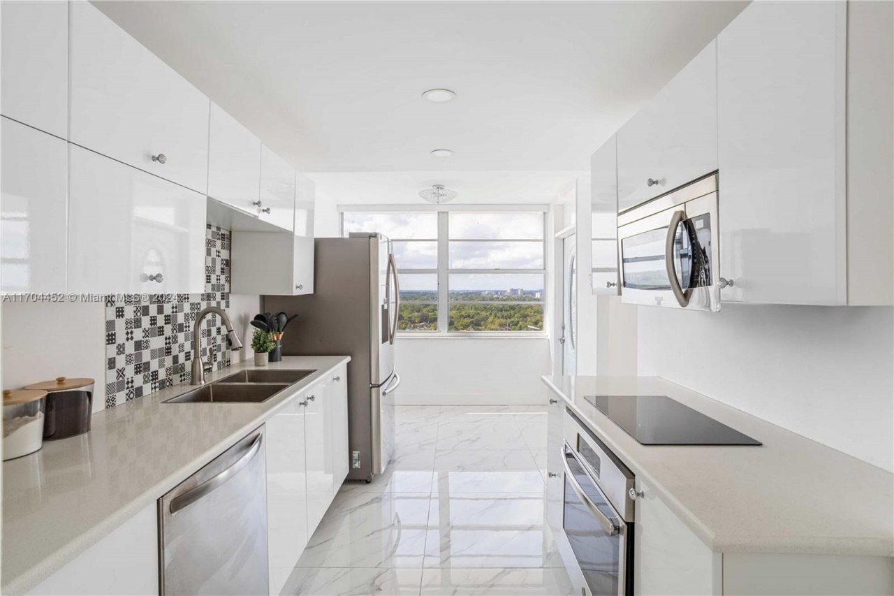 18051 Biscayne Blvd, Unit 1904-1, Aventura, FL 33160 Photo