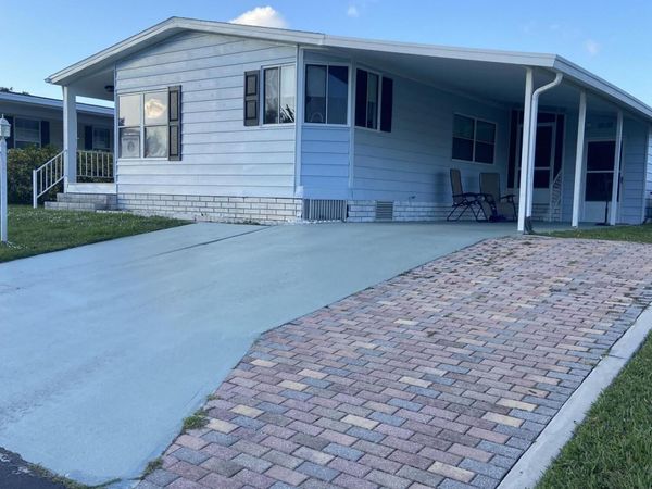 240 Travis Cay Place, Unit 2, Fort Pierce, FL 34982