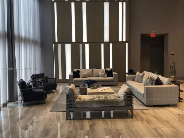 5300 NW paseo Blvd, Unit 1705, Doral, FL 33166