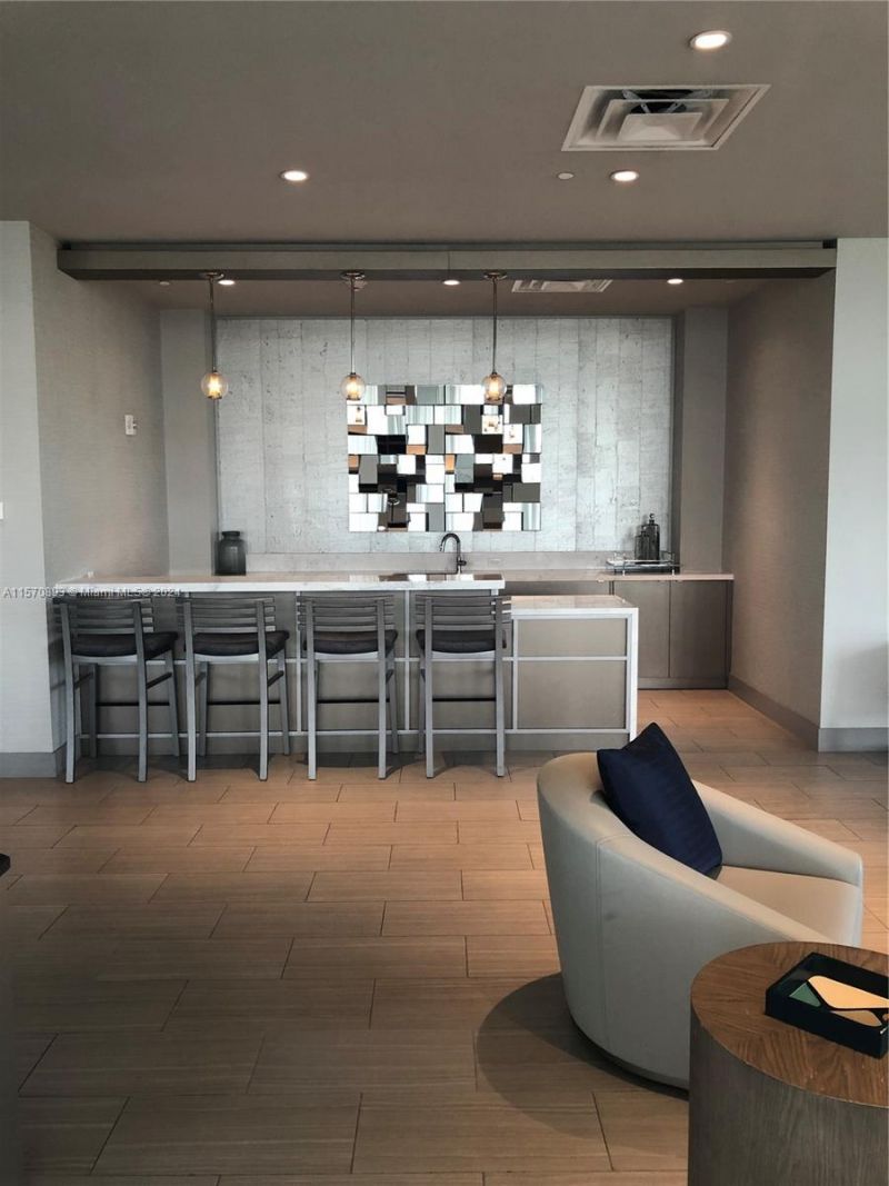 5300 NW Paseo Blvd, Unit 1705, Doral, FL 33166 Photo