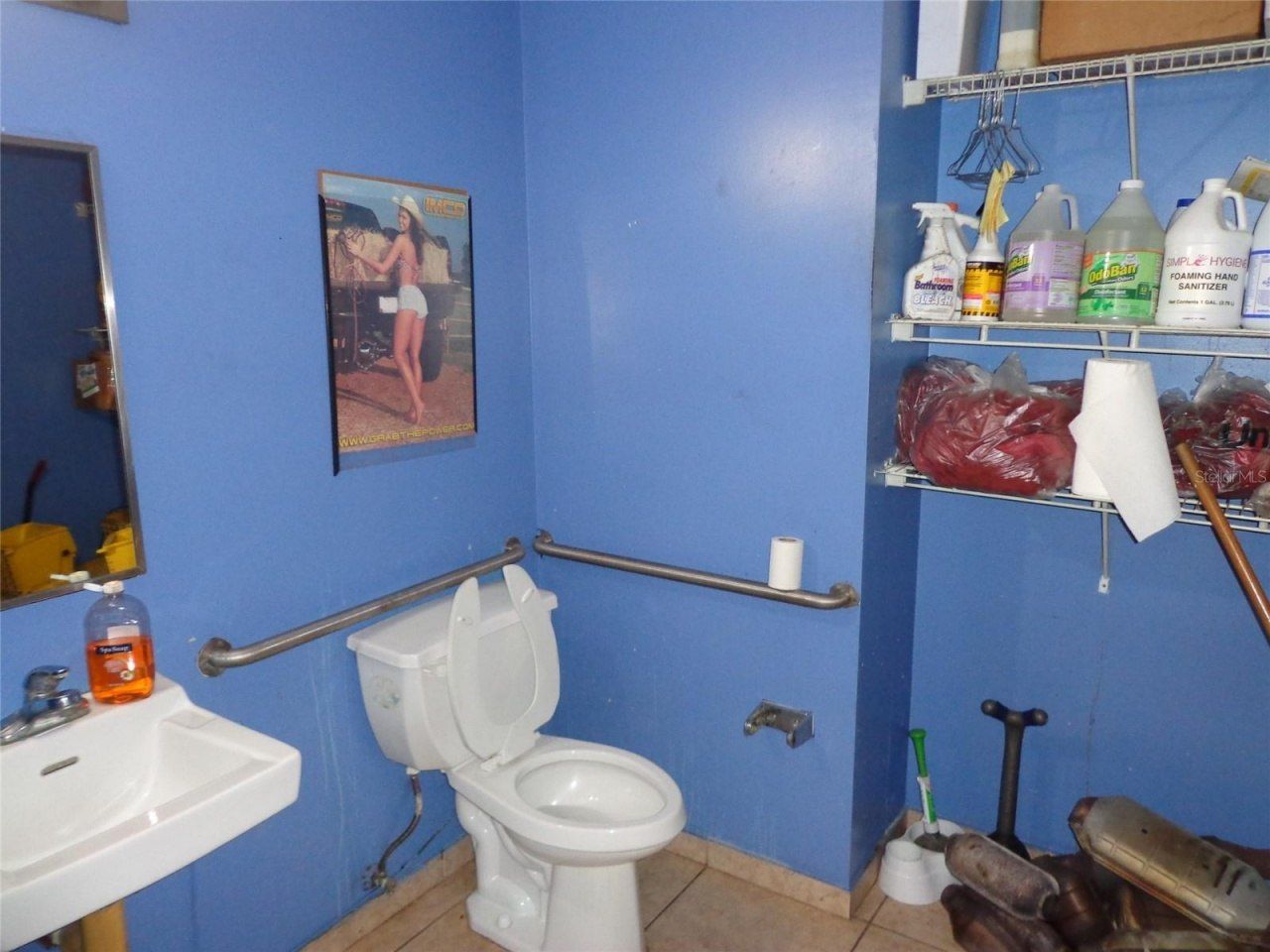 715 West Waters Avenue, Tampa, FL 33604 Photo