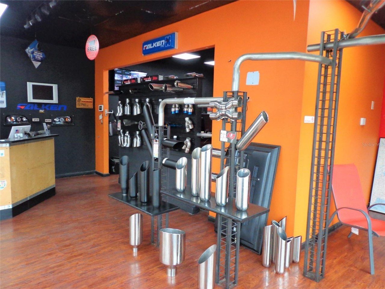 715 West Waters Avenue, Tampa, FL 33604 Photo