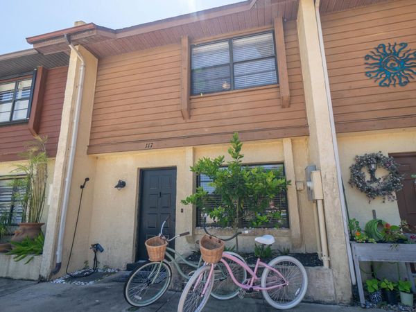 117 Harbor Drive, Cape Canaveral, FL 32920